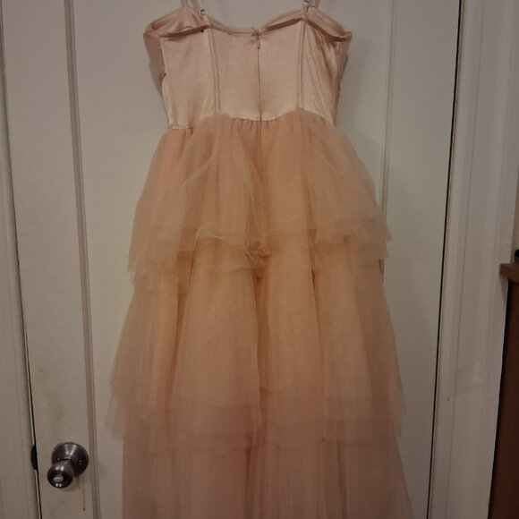 Forever 21 blush pink / peach Satin tiered Tulle Madonna dress midi length S - Picture 4 of 5